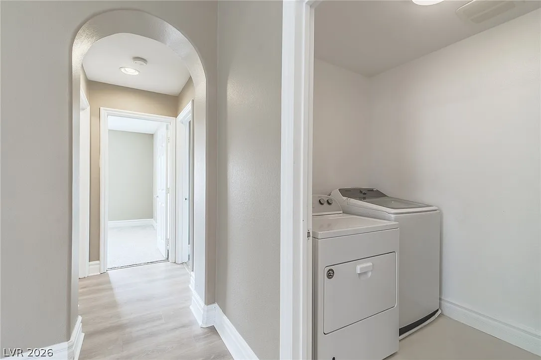 5 bed, 4.0 bath, 3021 sqft, $3,250 — Photo 3
