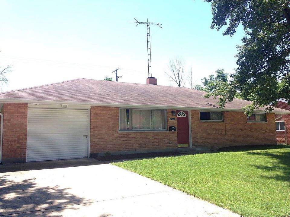 1st image of 4560 Longfellow Ave
