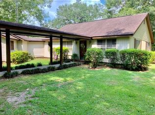 491 Walkiah Bluff Rd, Picayune, MS 39466