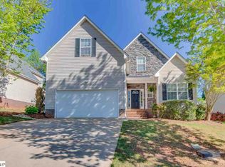 305 Glencrest Ct, Greer, SC 29650