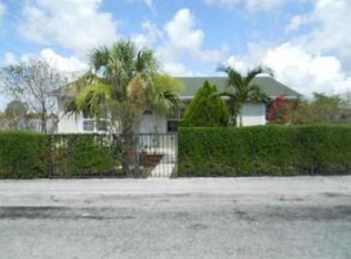 1131 S H St, Lake Worth, FL 33460
