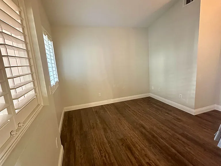 240 Sierra Madre Way — Photo 22