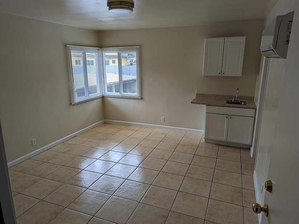 1st image of 509 S Eucalyptus Ave APT 8