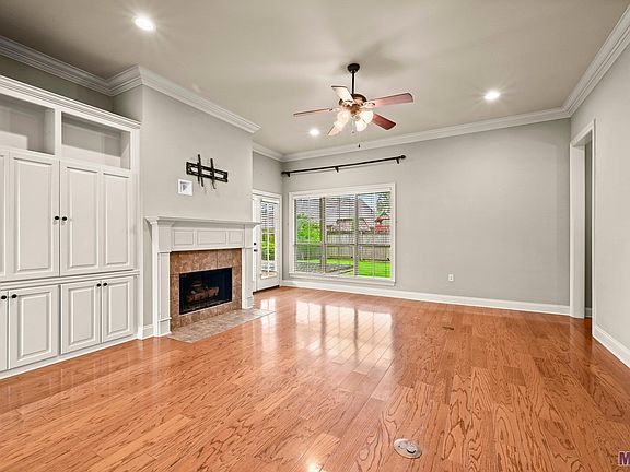 5th image of 13104 Dutchtown Lakes Dr