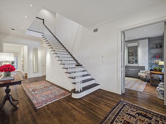 2nd image of 1831 Wroxton Rd