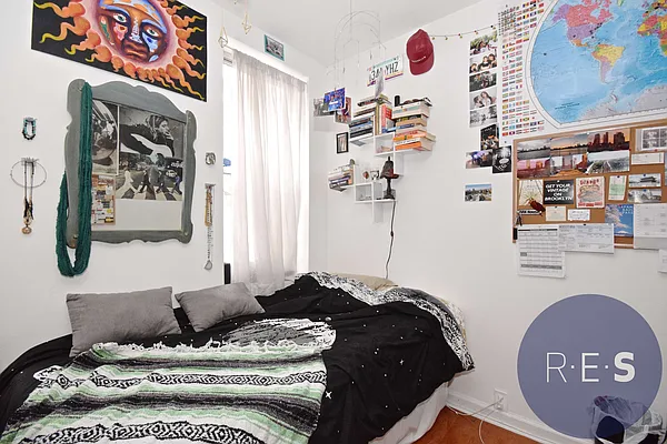 Rented by RES New York | media 21