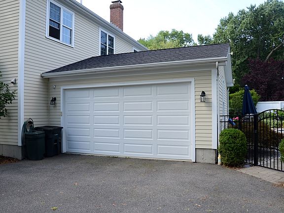 2 Car Attached Garage
