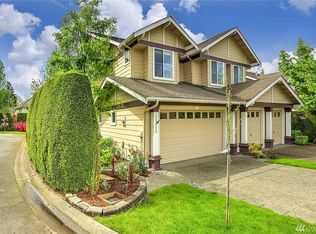 23995 SE 7th Ln, Sammamish, WA 98074