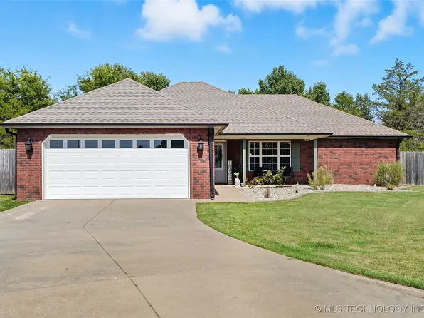 1412 Dexter St, Fort Gibson, OK 74434