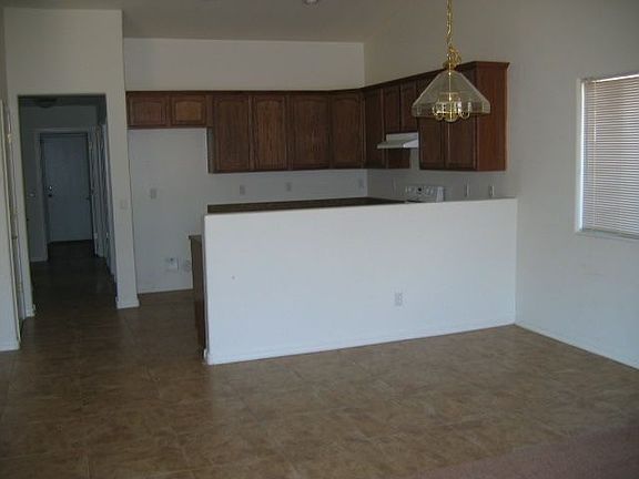 2nd image of 809 W Desert Valley Dr