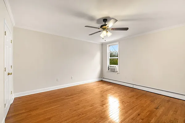 Rented by Compass | media 7