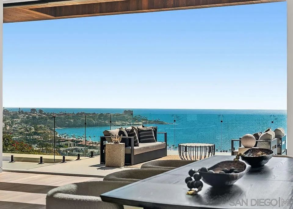 1st image of 8421 Whale Watch Way
