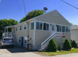 50 H St, Hull, MA 02045