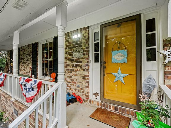 3rd image of 2191 Brookfield Cir