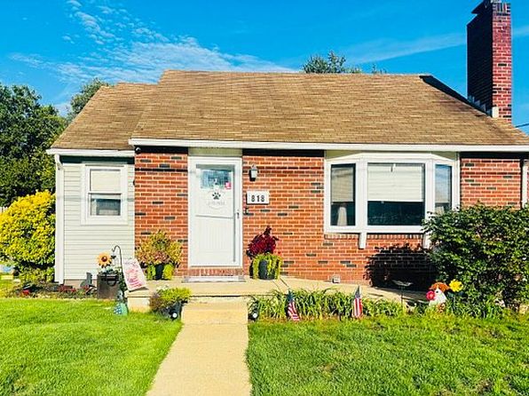818 Price Ave
