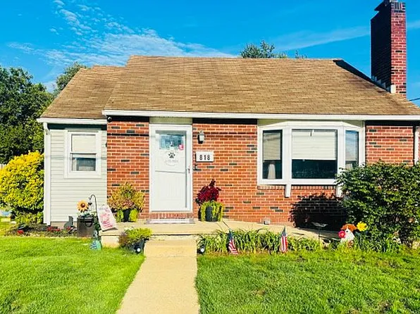 818 Price Ave, Glendora, NJ 08029