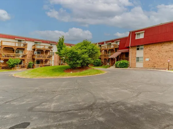 1855 Tall Oaks Dr Unit 1303, Aurora, IL 60505