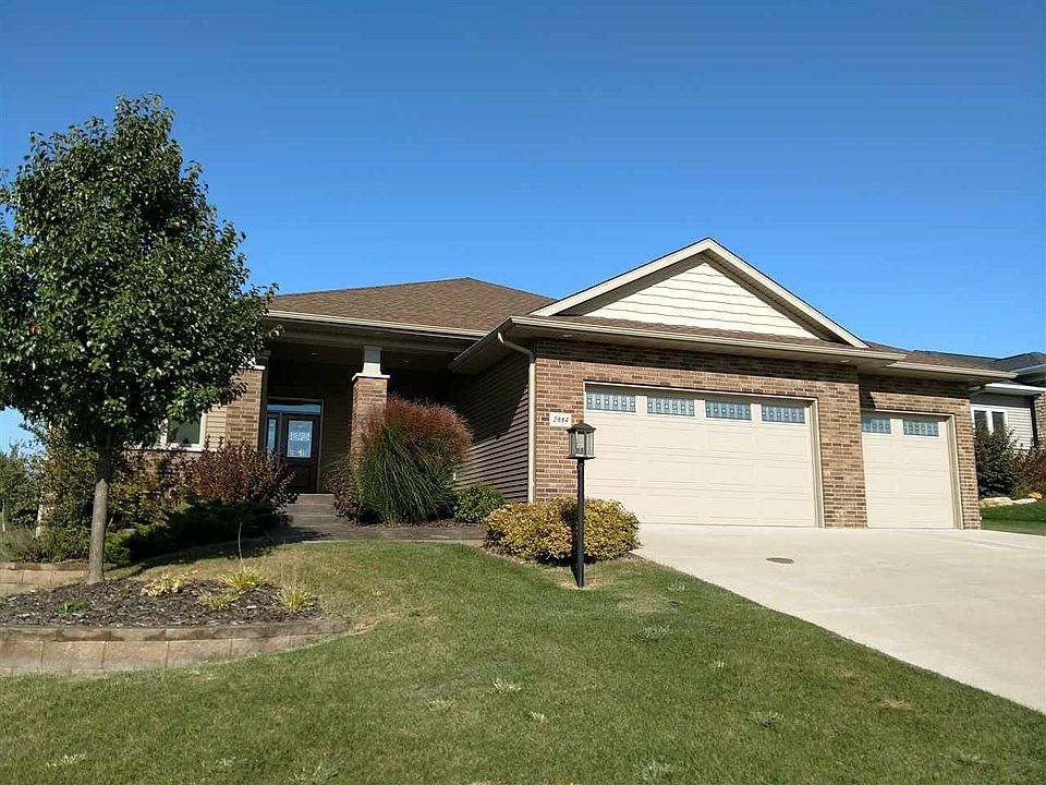 1st image of 2884 Ash Ct