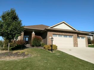 2884 Ash Ct, Coralville, IA 52241