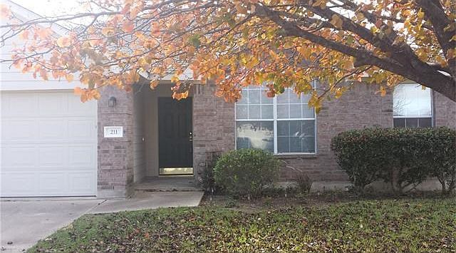211 Warner Bend, Hutto, in Country Estates. Schools just ar