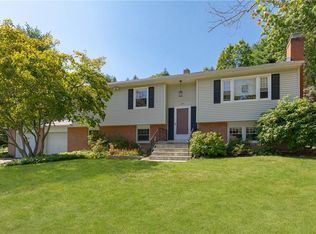 105 Forest Valley Rd, Pleasant Valley, NY 12569