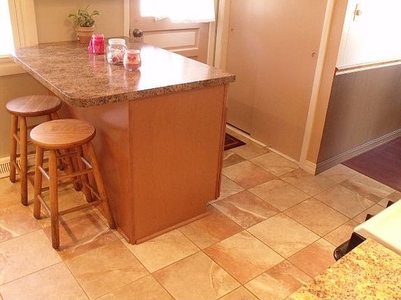 4th image of 2025 W Cimarron Dr
