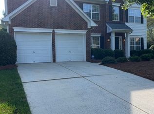 106 Runningdeer Dr, Mooresville, NC 28117