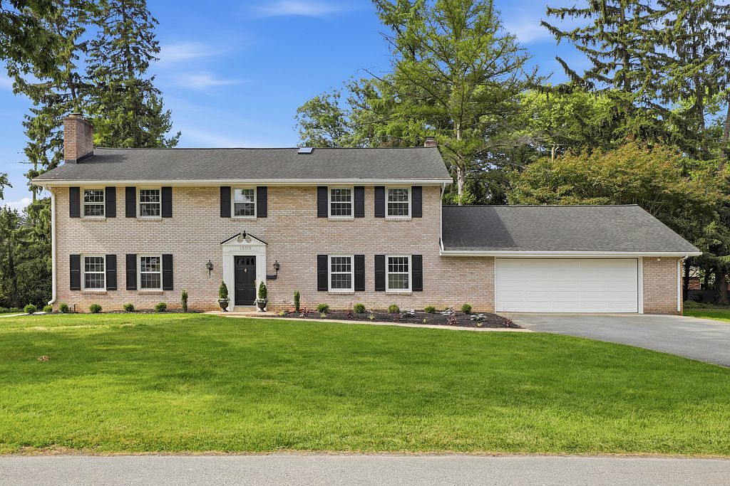 1300 Newton Rd - Property Image