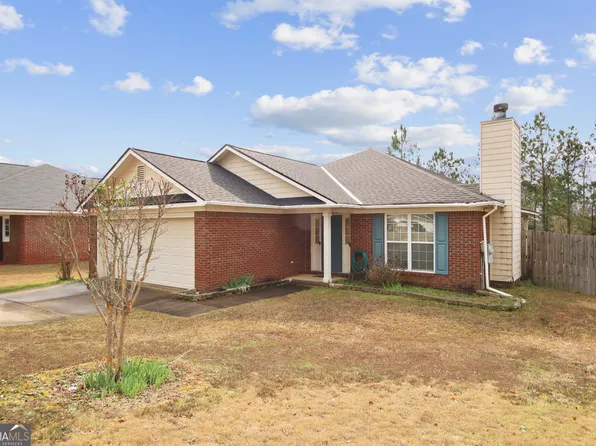7798 Leaning Pine Ct, Midland, GA 31820