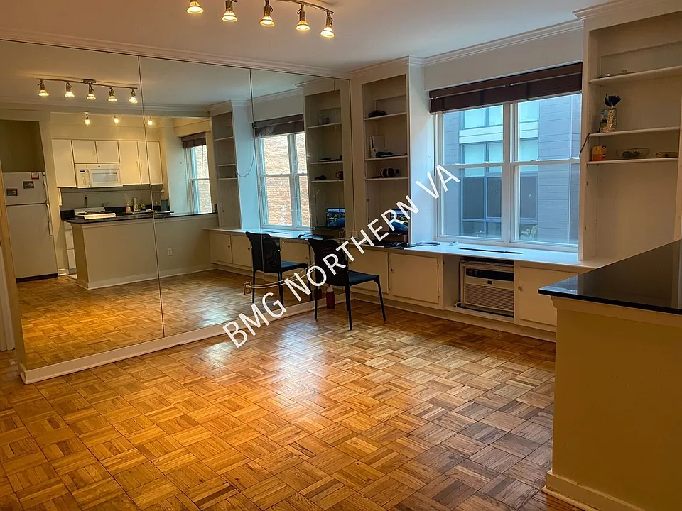 2130 N St NW #211