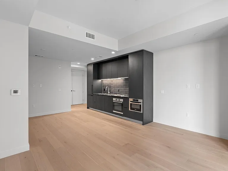 44 East Ave #2306 — Photo 6