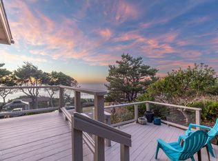 1542 NW Spring St, Newport, OR 97365