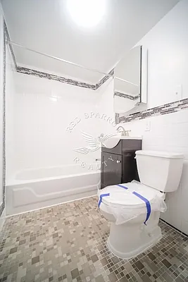 Rented by Red Sparrow Realty Group | media 32