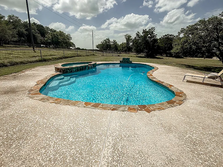 415 County Road 284 — Photo 33