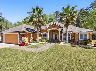 872 Reflection Cove Rd E, Jacksonville, FL 32218