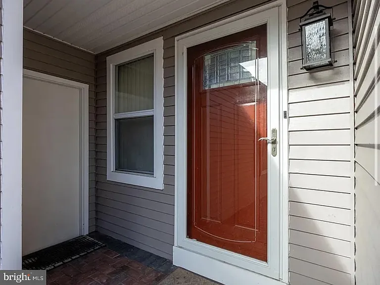 44 Brambling Ln — Photo 3