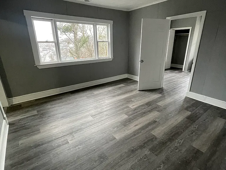 182 Division St #3 — Photo 3