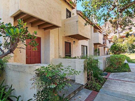 3rd image of 2730 Ariane Dr Unit 67