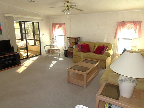 4th image of 246 Kiwi Drive