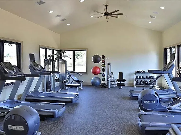 129 San Domenico Cv — Photo 28