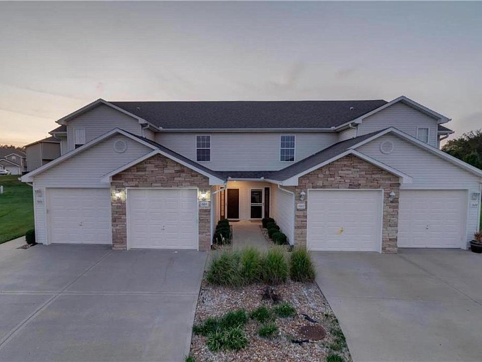 Quite cul-de-sac lot