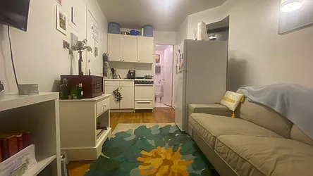Rented by SIMPLR