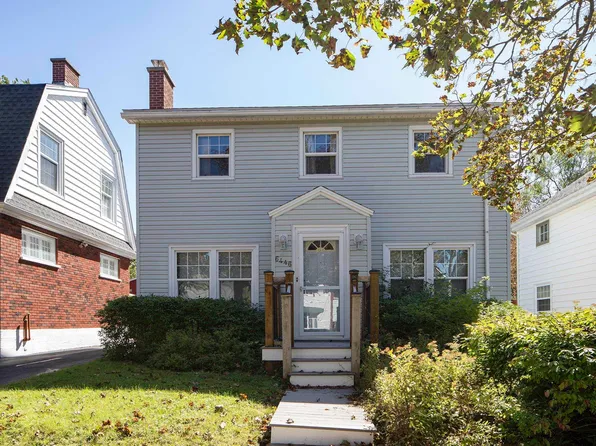 6446 Edinburgh St, Halifax, NS B3L 1W5
