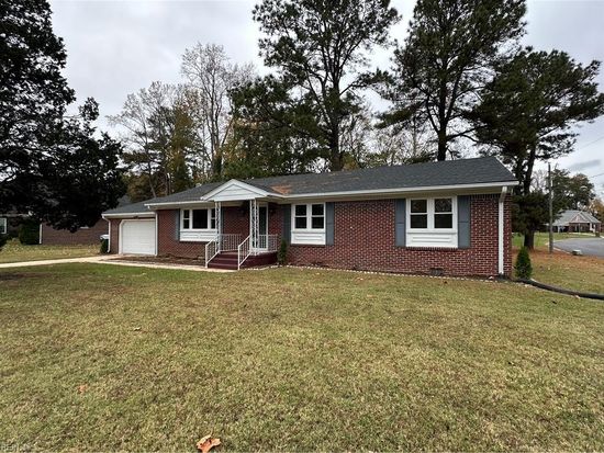 2528 Woodland Trl, Suffolk, VA 23434