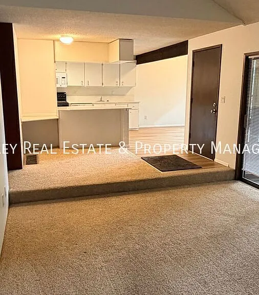 6175 SW Heights Ln — Photo 3