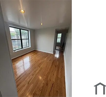 2076 Daly Ave #1L — Photo 6