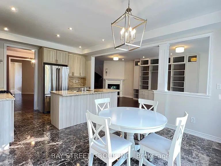 116 Riding Mountain Dr — Photo 17