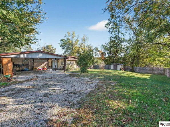 1024 Avenue B, Plattsmouth, NE 68048