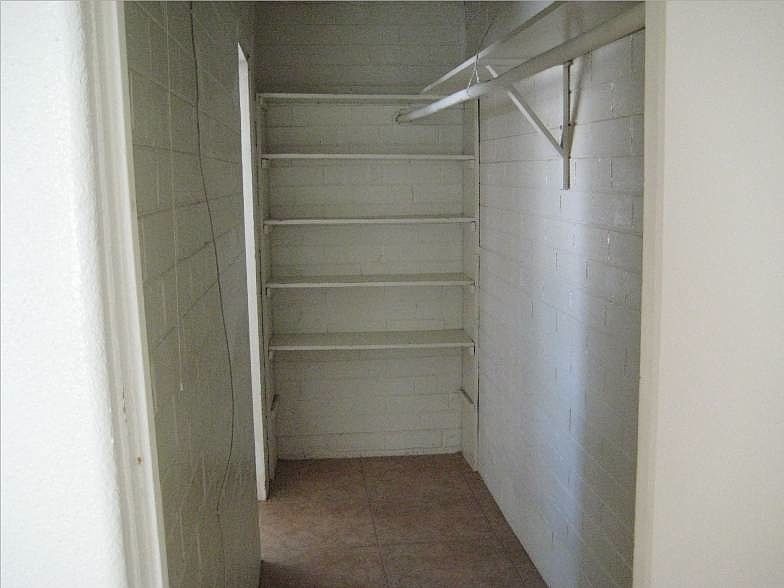 2nd image of 2631 N Haskell Dr APT 2
