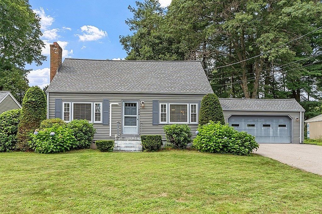 70 Lockland Ave, Framingham, MA 01701 Zillow